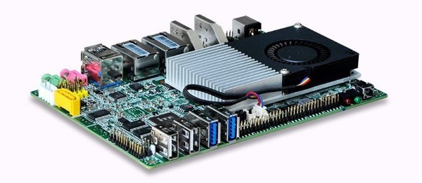Материнская плата Nano-ITX с процессором Q3215UG2-P V1.1